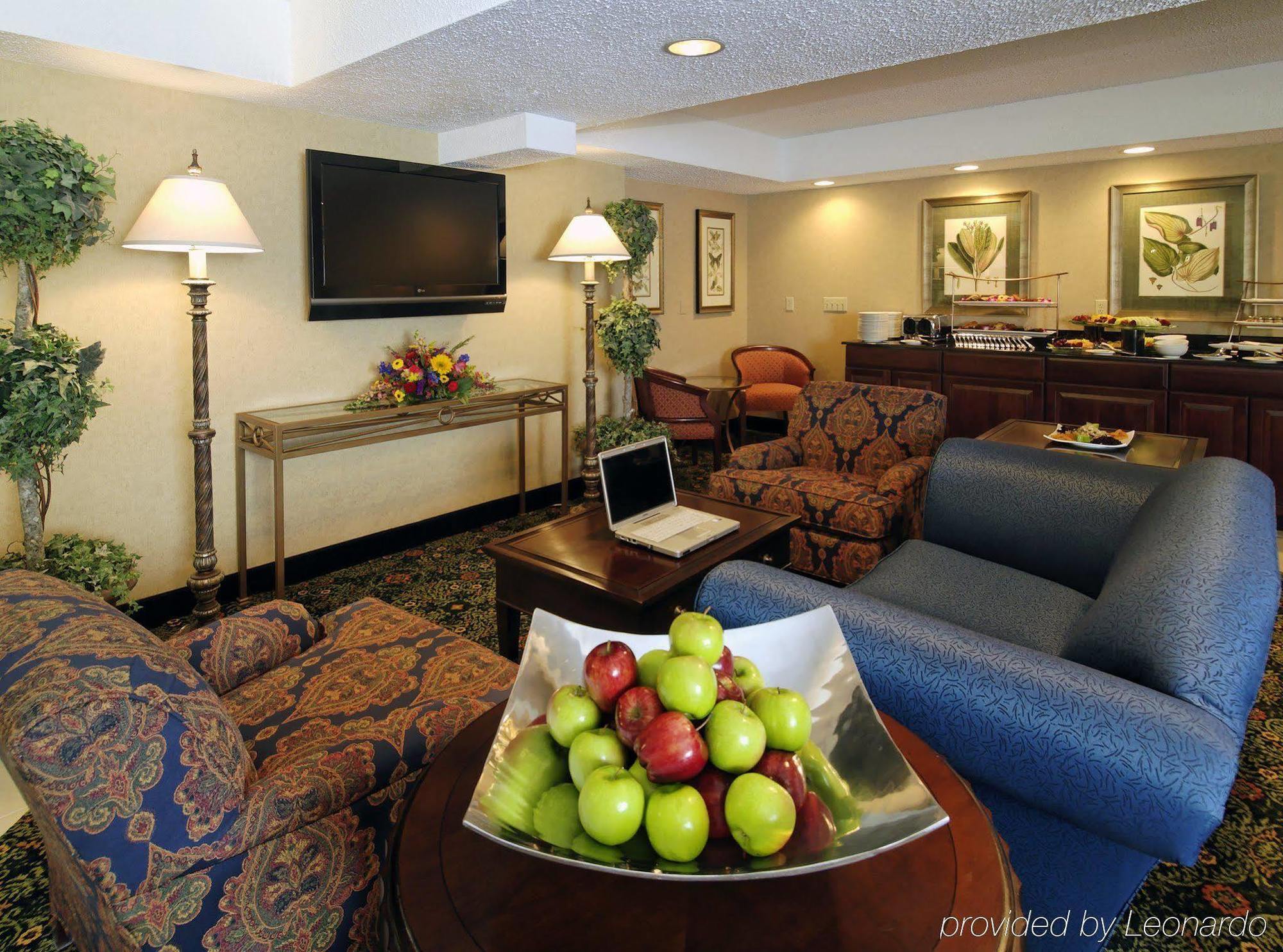Red Lion Hotel Cromwell Room photo